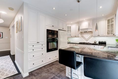 Photo 16 at 3282 Victoria Street, BR Bronte, Oakville