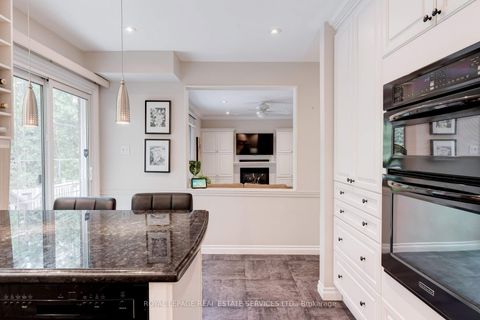 Photo 19 at 3282 Victoria Street, BR Bronte, Oakville