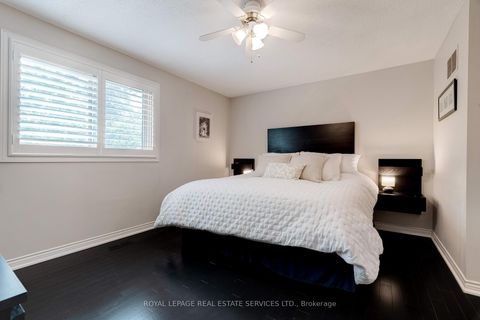 Photo 20 at 3282 Victoria Street, BR Bronte, Oakville