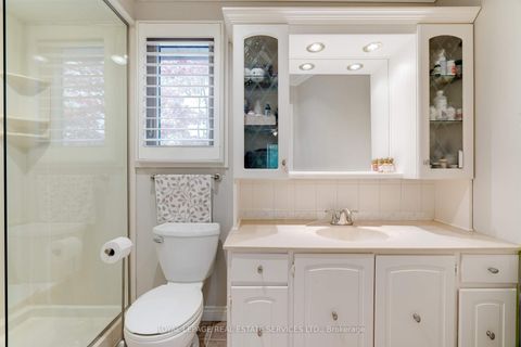 Photo 22 at 3282 Victoria Street, BR Bronte, Oakville