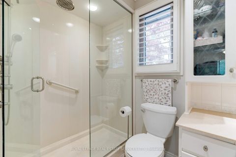 Photo 23 at 3282 Victoria Street, BR Bronte, Oakville