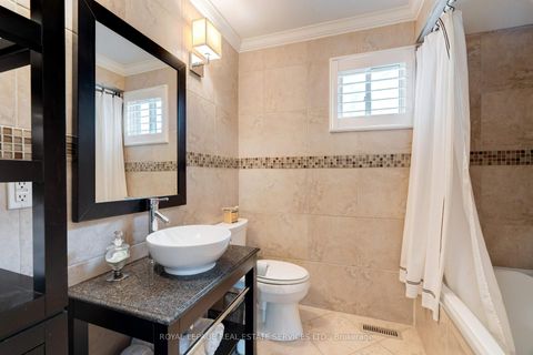 Photo 27 at 3282 Victoria Street, BR Bronte, Oakville