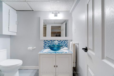 Photo 30 at 3282 Victoria Street, BR Bronte, Oakville