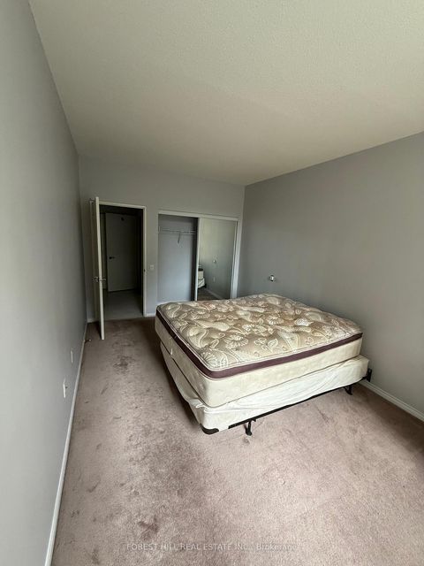 Photo 15 at 103 - 11 Thorncliffe Pk Drive, Thorncliffe Park, Toronto