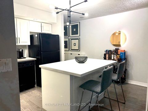 Photo 6 at 325 - 270 Wellington Street W, Waterfront Communities C1, Toronto