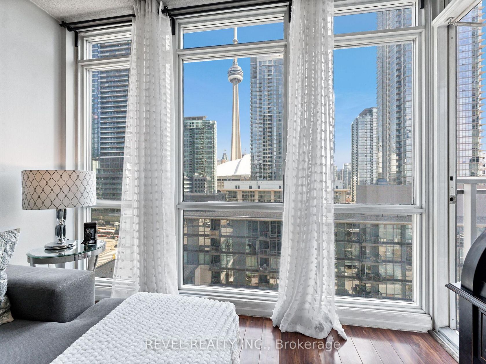 1208 - 15 Fort York Boulevard E, Waterfront Communities C1, Toronto 