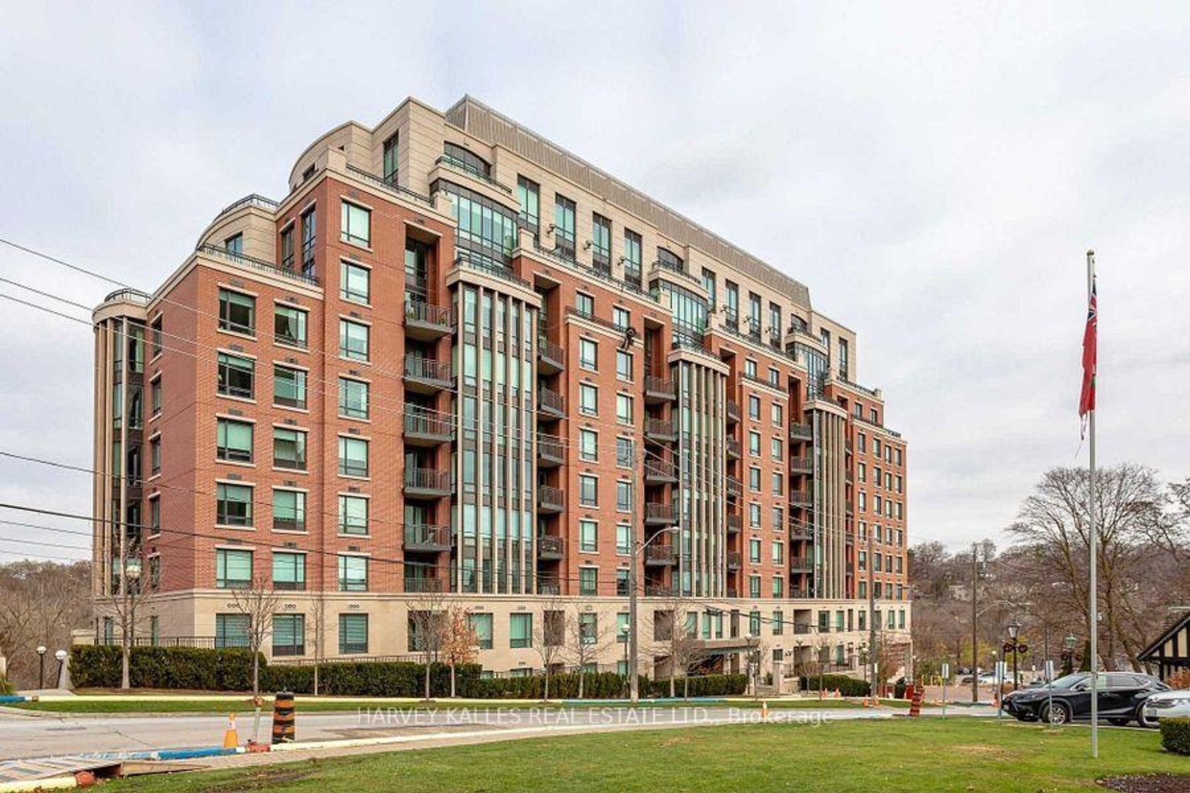 103 - 30 Old Mill Road, Kingsway South, Toronto 