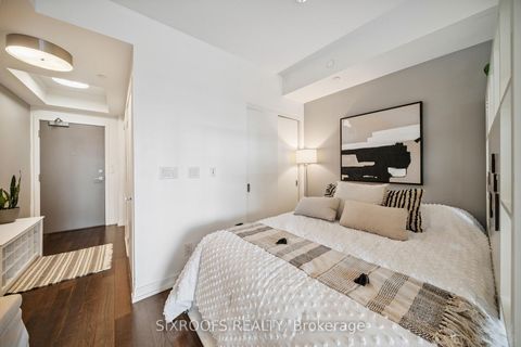 Photo 2 at 3903 - 21 Widmer Street, Waterfront Communities C1, Toronto