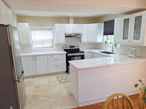 Photo 3 at 74 Cliff Street, Smythe, Toronto