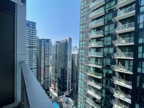 Photo 11 at 3903 - 8 Widmer Street, Waterfront Communities C1, Toronto