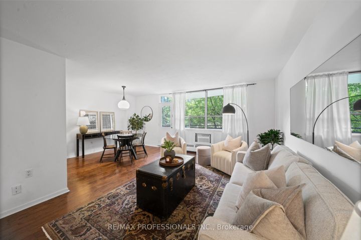 Photo 6 at 216 - 100 Coe Hill Drive, Swansea, Toronto