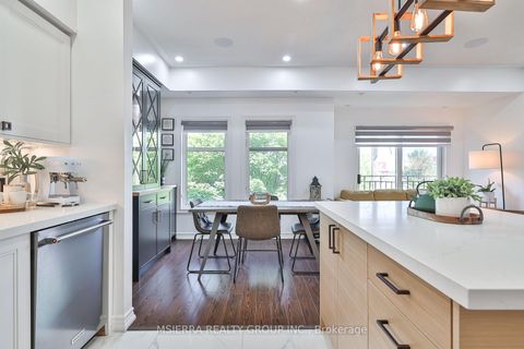 Photo 10 at 254 - 1496 Victoria Park Avenue, Victoria Village, Toronto