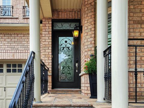 Photo 2 at 155 Vellore Avenue, Vellore Village, Vaughan