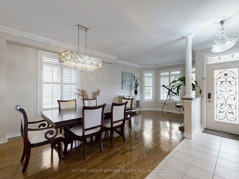 Photo 5 at 155 Vellore Avenue, Vellore Village, Vaughan