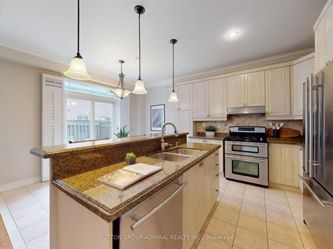Photo 9 at 155 Vellore Avenue, Vellore Village, Vaughan