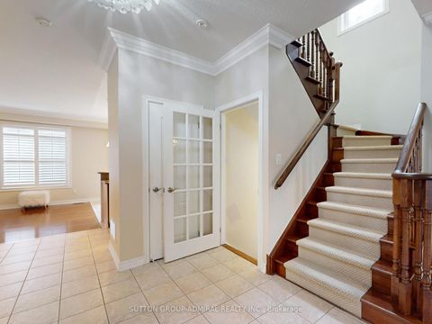 Photo 11 at 155 Vellore Avenue, Vellore Village, Vaughan
