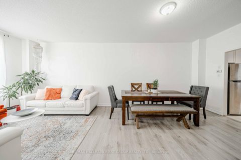 Photo 6 at 19 Kidd Terrace, York University Heights, Toronto