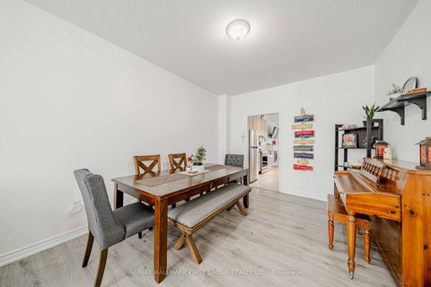 Photo 12 at 19 Kidd Terrace, York University Heights, Toronto