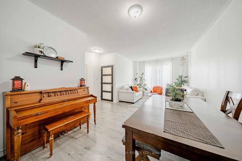 Photo 15 at 19 Kidd Terrace, York University Heights, Toronto