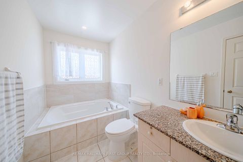 Photo 35 at 19 Kidd Terrace, York University Heights, Toronto