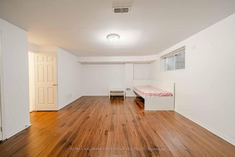 Photo 44 at 19 Kidd Terrace, York University Heights, Toronto