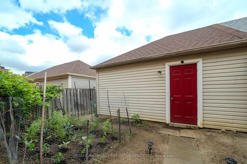 Photo 46 at 19 Kidd Terrace, York University Heights, Toronto