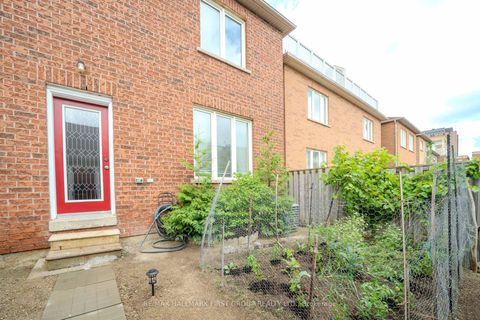 Photo 49 at 19 Kidd Terrace, York University Heights, Toronto