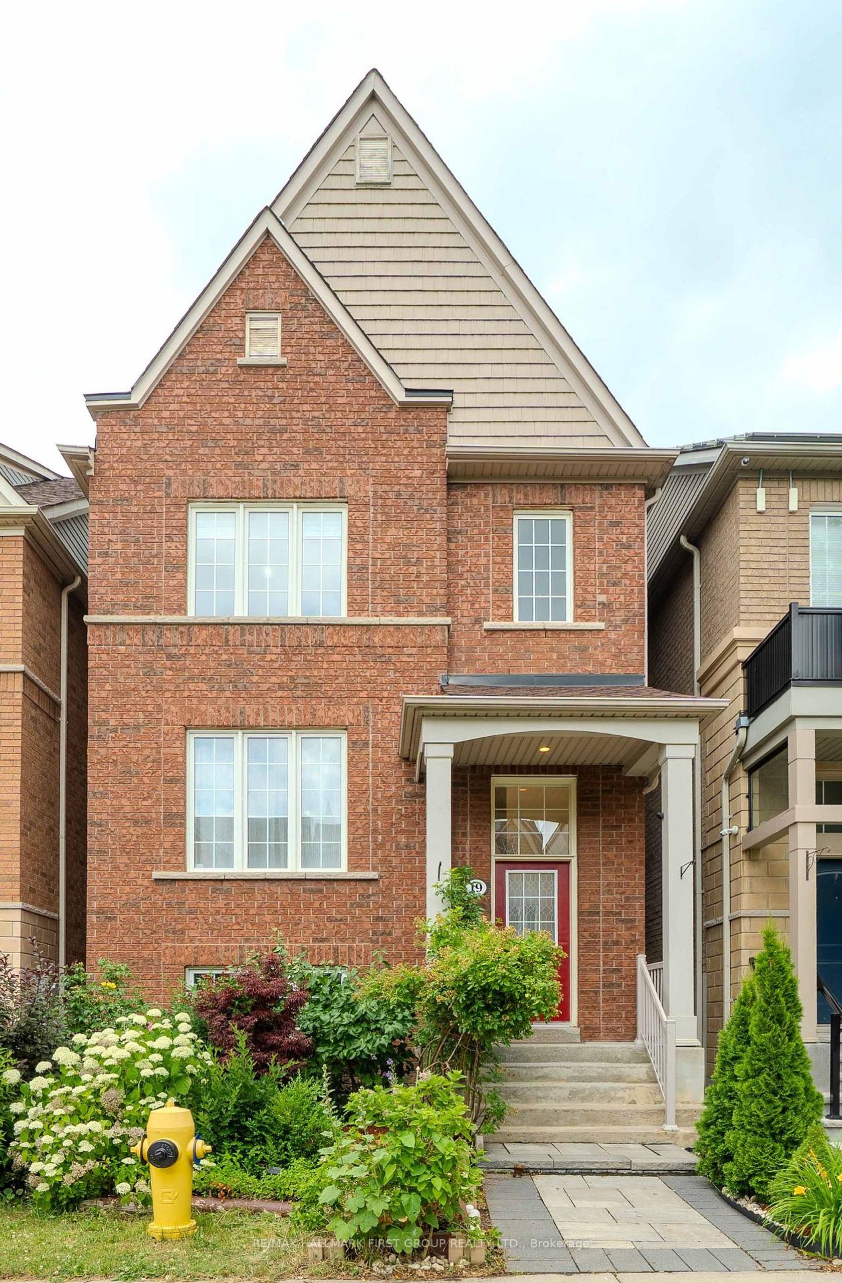 19 Kidd Terrace, York University Heights, Toronto 