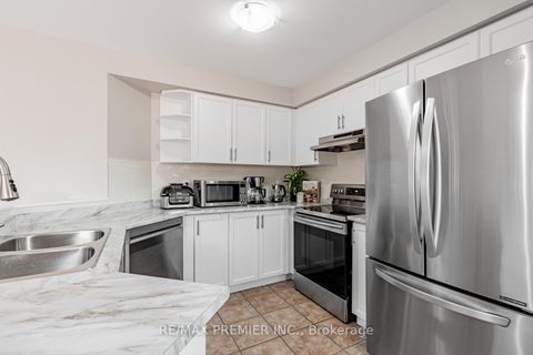 Photo 12 at 215 Equator Crescent, Vellore Village, Vaughan