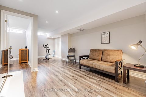Photo 24 at 215 Equator Crescent, Vellore Village, Vaughan