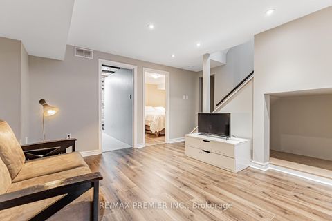 Photo 25 at 215 Equator Crescent, Vellore Village, Vaughan