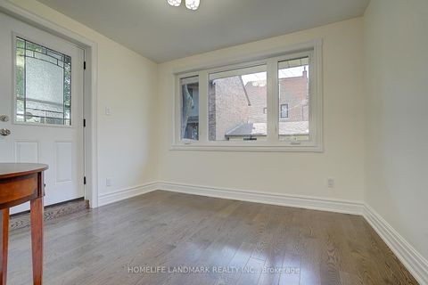 Photo 9 at 596 Palmerston Avenue, Annex, Toronto