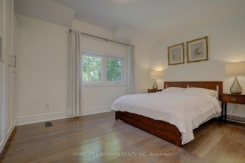Photo 10 at 596 Palmerston Avenue, Annex, Toronto
