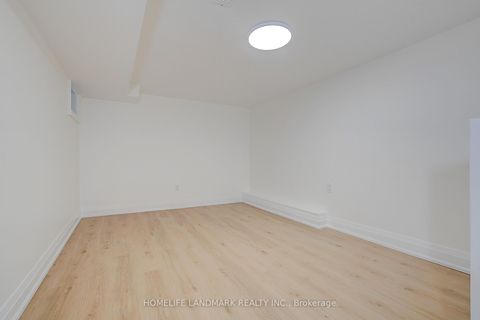 Photo 22 at 596 Palmerston Avenue, Annex, Toronto