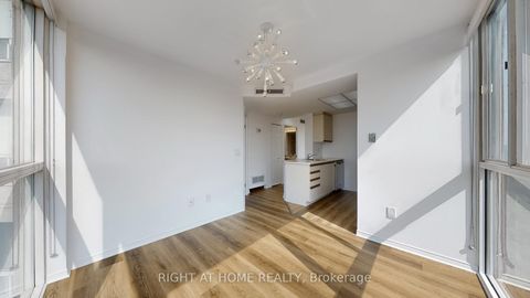 Photo 8 at 904 - 7 Concorde Place, Don Mills, Toronto