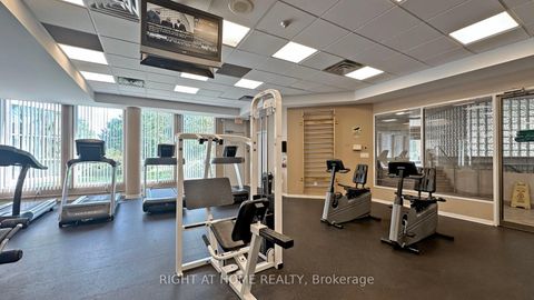Photo 20 at 904 - 7 Concorde Place, Don Mills, Toronto