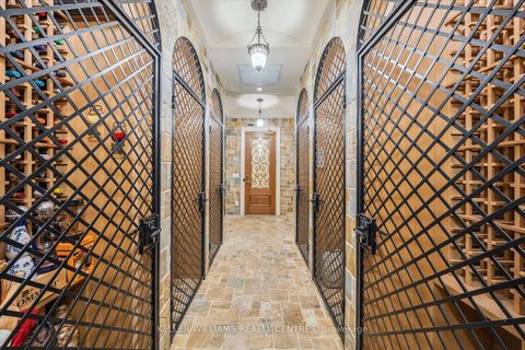 Photo 25 at 902 - 9245 Jane Street, Maple, Vaughan