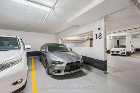 Photo 32 at 902 - 9245 Jane Street, Maple, Vaughan