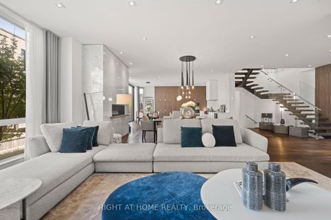 Photo 9 at 15 Fairmeadow Avenue, Windfields, Toronto