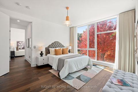 Photo 23 at 15 Fairmeadow Avenue, Windfields, Toronto