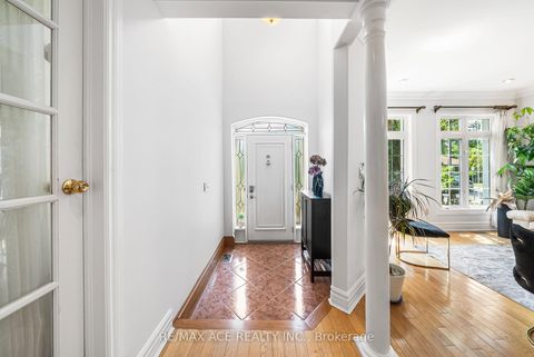 Photo 10 at 24 Abitibi Avenue, Newtonbrook East, Toronto