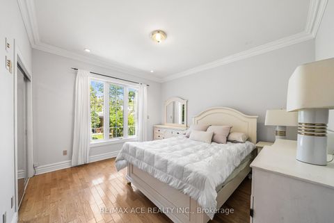 Photo 24 at 24 Abitibi Avenue, Newtonbrook East, Toronto