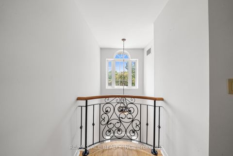 Photo 32 at 24 Abitibi Avenue, Newtonbrook East, Toronto