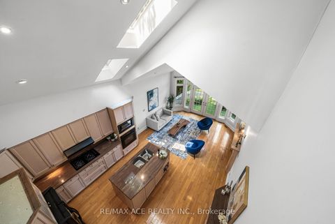 Photo 34 at 24 Abitibi Avenue, Newtonbrook East, Toronto