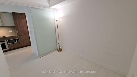 Photo 8 at 1902 - 19 Western Battery Road, Niagara, Toronto