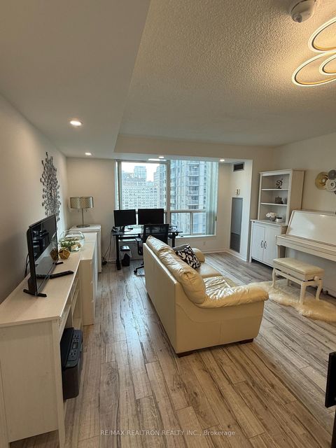 Photo 2 at 1701 - 750 Bay Street, Bay Street Corridor, Toronto Photo 2 at 1701 - 750 Bay Street, Bay Street Corridor, Toronto