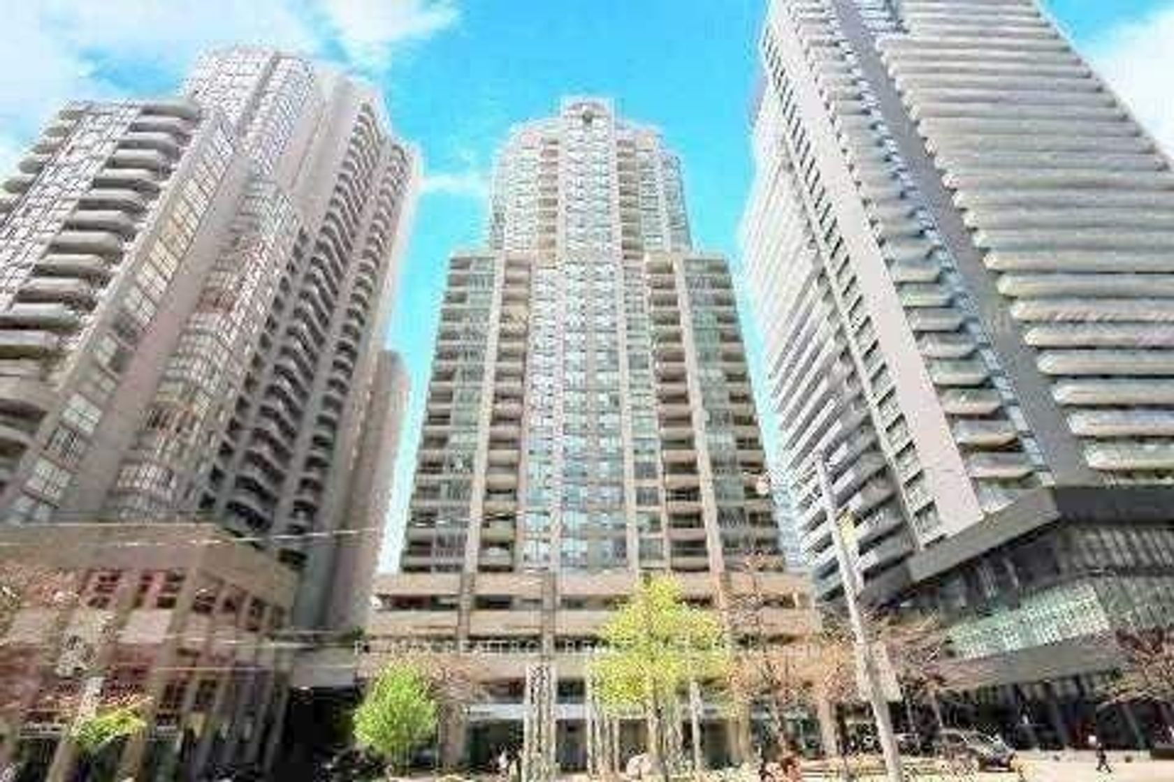 1701 - 750 Bay Street, Bay Street Corridor, Toronto 