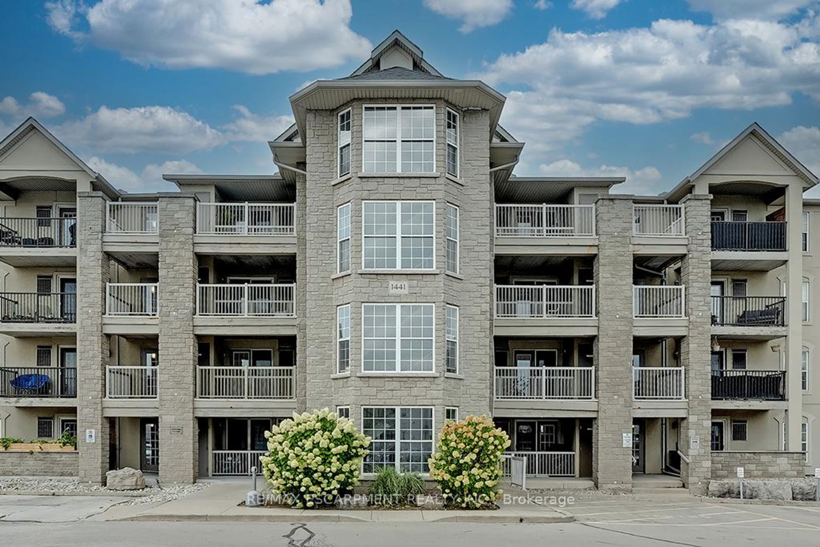 110 - 1441 Walker's Line, Tansley, Burlington 