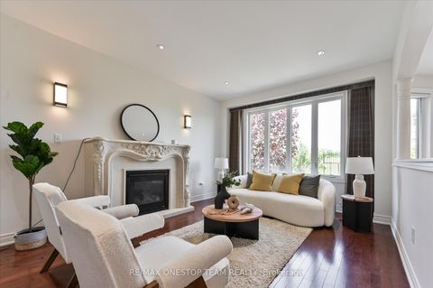 Photo 8 at 82 Heritage Estates Road, Patterson, Vaughan