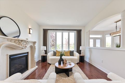 Photo 9 at 82 Heritage Estates Road, Patterson, Vaughan